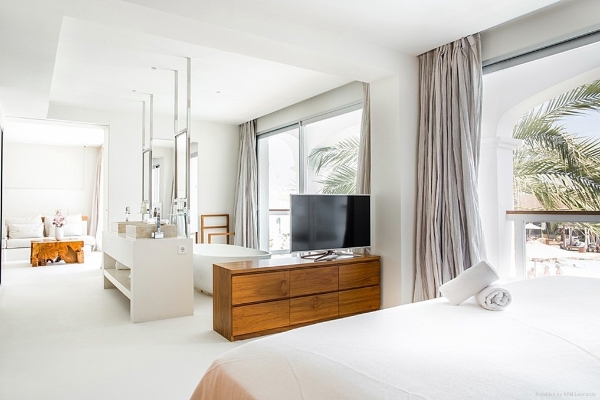 Hotel Destino Pacha Ibiza Resort